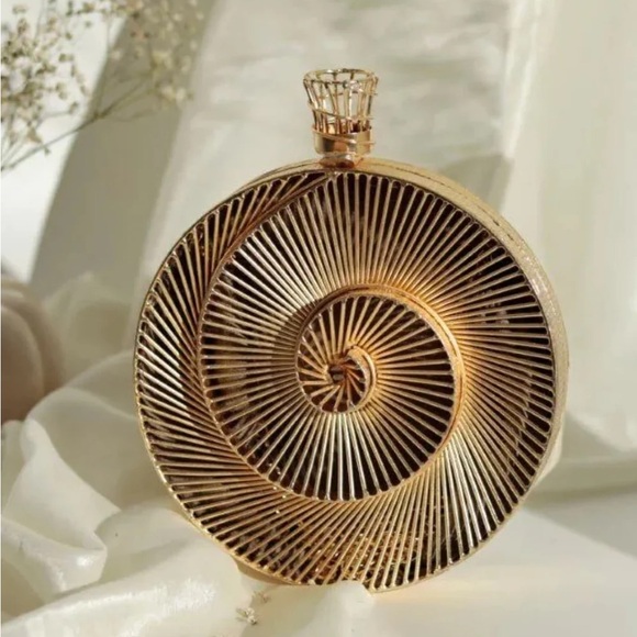 Gold Spiral Design Round Clutch